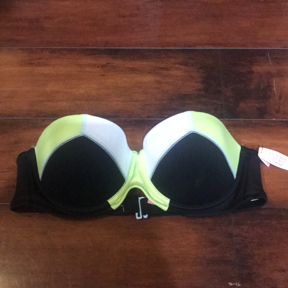 Bathing suit top
